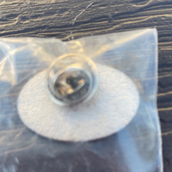 📌Billion Graves Collection 3 tac pins new in package - Picture 3 of 8